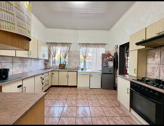 3 BEDROOM HOUSE FOR SALE IN BRAKPAN CENTRAL
